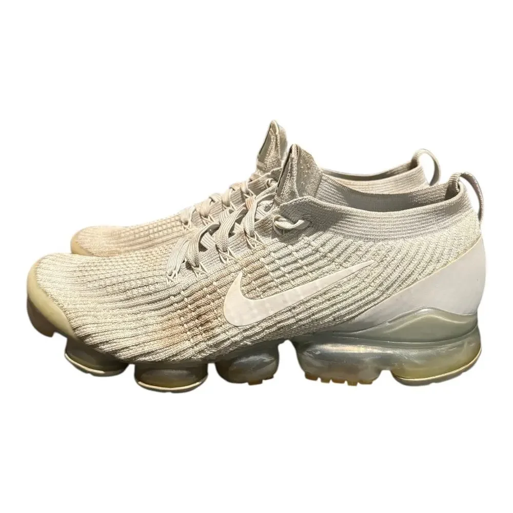 Nike Air VaporMax Flyknit Shoes Pure Platinum AJ6910 100 Gray Women's Size 10.5